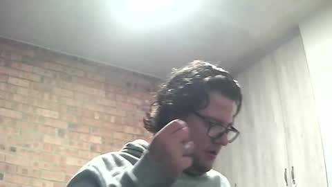 worsie online show from November 27, 6:10 pm