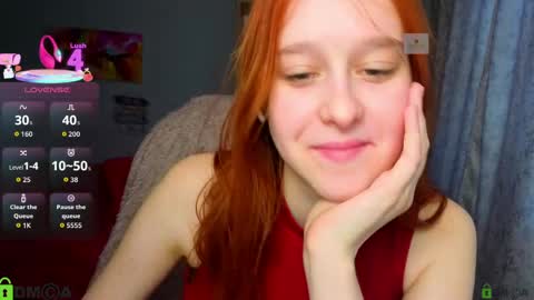 wow_emma_ online show from April 4, 12:13 pm