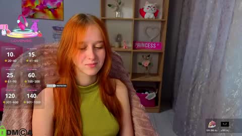 wow_emma_ online show from May 23, 12:20 pm