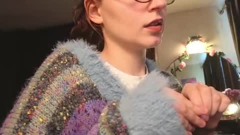 Rebecy online show from May 26, 2:57 pm
