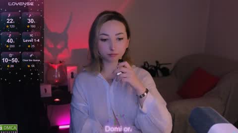 Snapshot of wow_sue chatting on January 18, 2:25 am Sue online show from January 18, 2:25 am