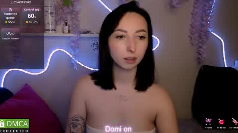 Snapshot of wow_sue chatting on March 24, 2:27 am Sue online show from March 24, 2:27 am