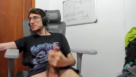 x4rthurtv online show from April 28, 11:43 pm