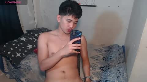 Snapshot of x_jemy22 chatting on June 23, 10:46 am Jemy online show from June 23, 10:46 am
