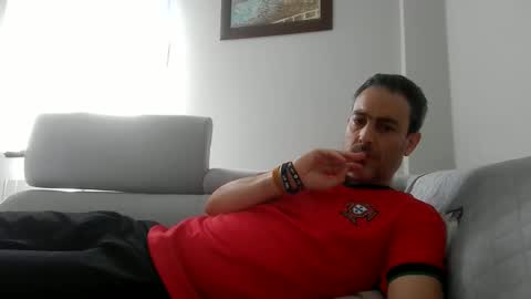 xalegarmax online show from April 8, 1:11 pm