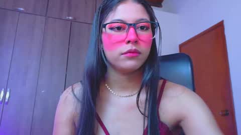 Snapshot of xallysonx_ chatting on June 4, 11:49 am XALLYSONX online show from June 4, 11:49 am