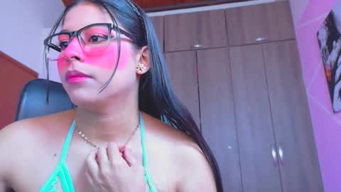 Snapshot of xallysonx_ chatting on June 9, 11:55 am XALLYSONX online show from June 9, 11:55 am