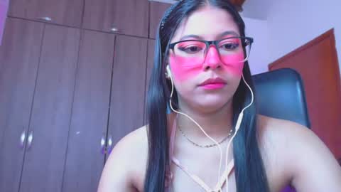 Snapshot of xallysonx_ chatting on June 12, 11:42 am XALLYSONX online show from June 12, 11:42 am