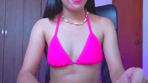 Snapshot of xallysonx_ chatting on June 25, 11:48 am XALLYSONX online show from June 25, 11:48 am