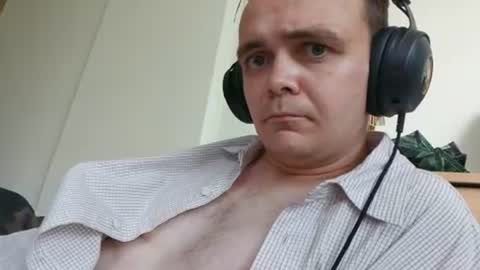 Hotguy199369 online show from July 1, 12:45 am