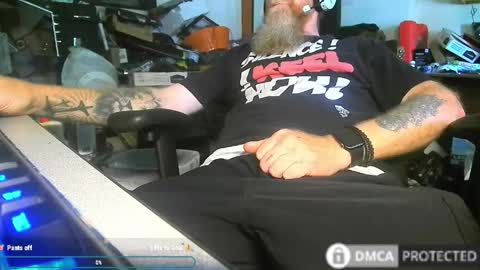 Snapshot of xander71972 chatting on May 28, 4:26 pm xander71972 online show from May 28, 4:26 pm