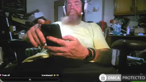 Snapshot of xander71972 chatting on June 10, 7:02 pm xander71972 online show from June 10, 7:02 pm