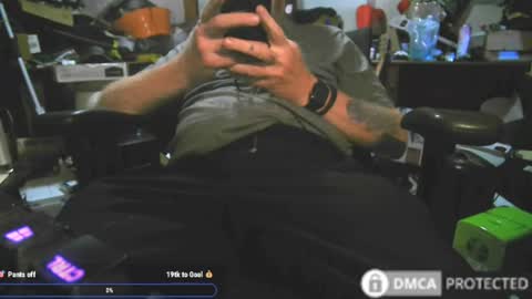 Snapshot of xander71972 chatting on June 15, 1:02 pm xander71972 online show from June 15, 1:02 pm