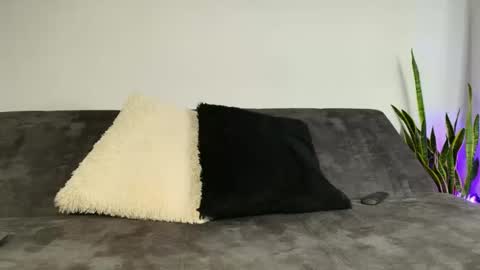 Xander online show from December 4, 6:16 pm