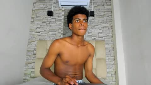 XAVI online show from November 19, 9:59 pm