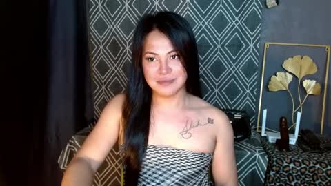 Godess  Lucy online show from April 6, 6:09 pm