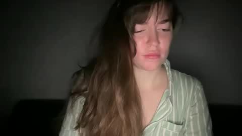 xcharliesa online show from November 19, 8:31 pm