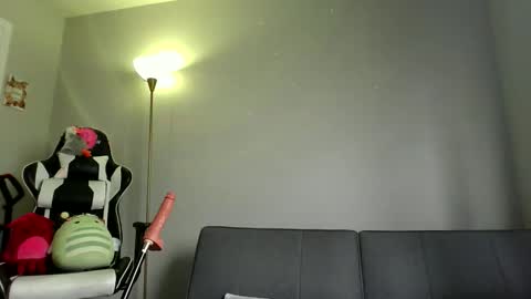 Snapshot of xcharlottexeuphoriax chatting on November 19, 7:58 pm charlotte euphoria online show from November 19, 7:58 pm