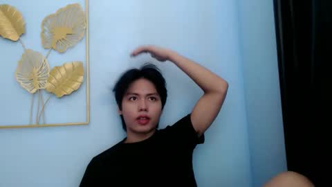 xcharls08 online show from May 18, 7:14 am