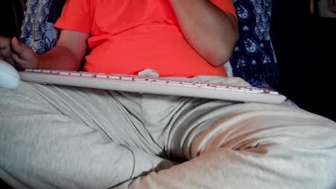 xgamerboyx online show from September 11, 5:07 am