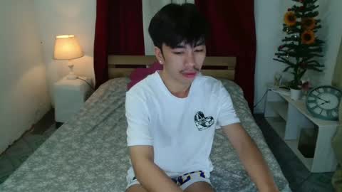 Snapshot of xhunter_boy chatting on December 4, 1:20 pm franco online show from December 4, 1:20 pm