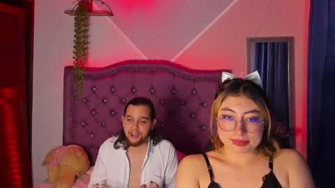 xialee and Lio online show from December 23, 6:11 am