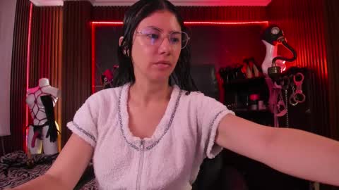 XiaQueen   I M online show from October 17, 11:46 am