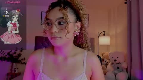 camila online show from April 4, 8:50 pm