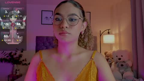 camila online show from April 8, 9:26 pm