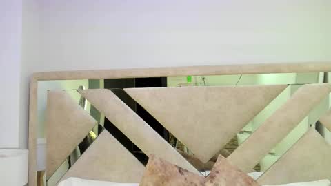 Xime  online show from December 19, 4:19 am