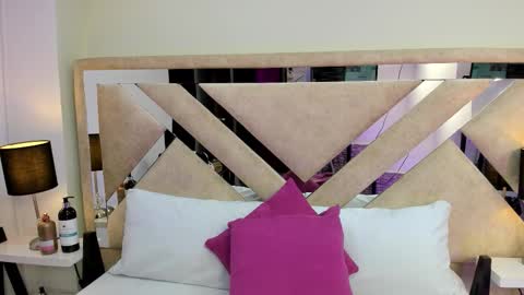 Xime  online show from February 25, 3:05 am