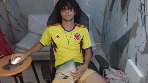 xion_ez online show from April 22, 8:43 pm