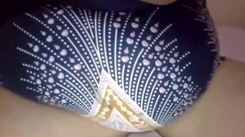 Snapshot of xjuicytits chatting on February 18, 3:24 am xjuicytits online show from February 18, 3:24 am