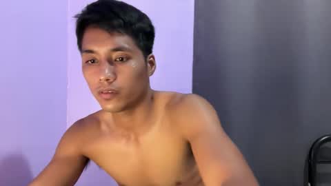 SECRET online show from April 23, 3:25 pm