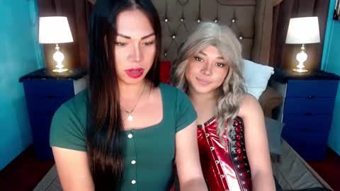 Snapshot of xnaughty_haileyx chatting on December 18, 6:14 pm Hailey online show from December 18, 6:14 pm