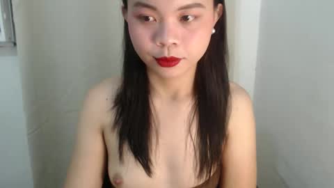 nathalie online show from March 24, 4:56 pm