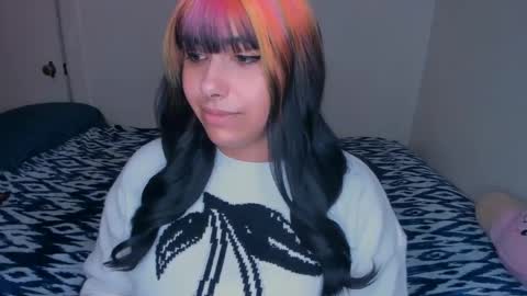 Rae  online show from February 19, 3:39 am