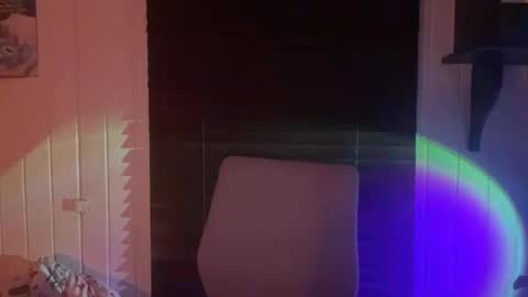 xopeachybaby online show from April 8, 7:41 am