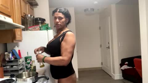 Snapshot of xperiencepressure chatting on May 23, 3:49 pm xperiencepressure online show from May 23, 3:49 pm