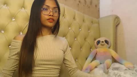 Snapshot of xpinaycreamcockx chatting on January 17, 1:05 pm JHANA online show from January 17, 1:05 pm