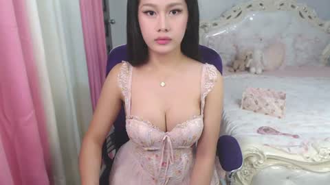 Cleo de nile online show from June 13, 5:38 am