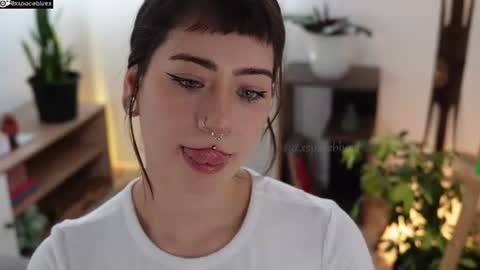 Blue online show from August 5, 10:23 pm