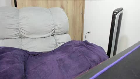 Hellen Sofia instagram hellen5546 online show from April 2, 1:42 pm