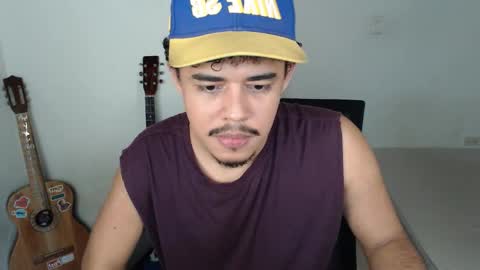 Snapshot of xtranherr chatting on November 23, 2:33 am xtranherr online show from November 23, 2:33 am