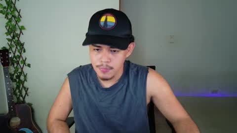 Snapshot of xtranherr chatting on March 1, 12:23 am xtranherr online show from March 1, 12:23 am