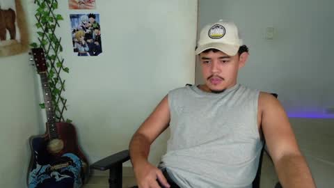 Snapshot of xtranherr chatting on March 29, 2:11 am xtranherr online show from March 29, 2:11 am