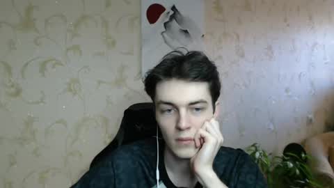 traqqq online show from May 23, 1:48 pm