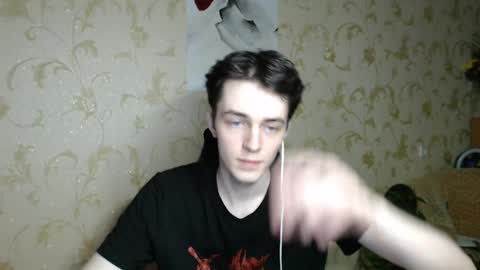 traqqq online show from May 25, 8:37 pm