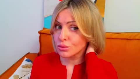 xvaleriax0 online show from February 17, 4:57 pm