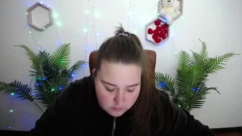 xx daniella xx online show from March 6, 9:17 am